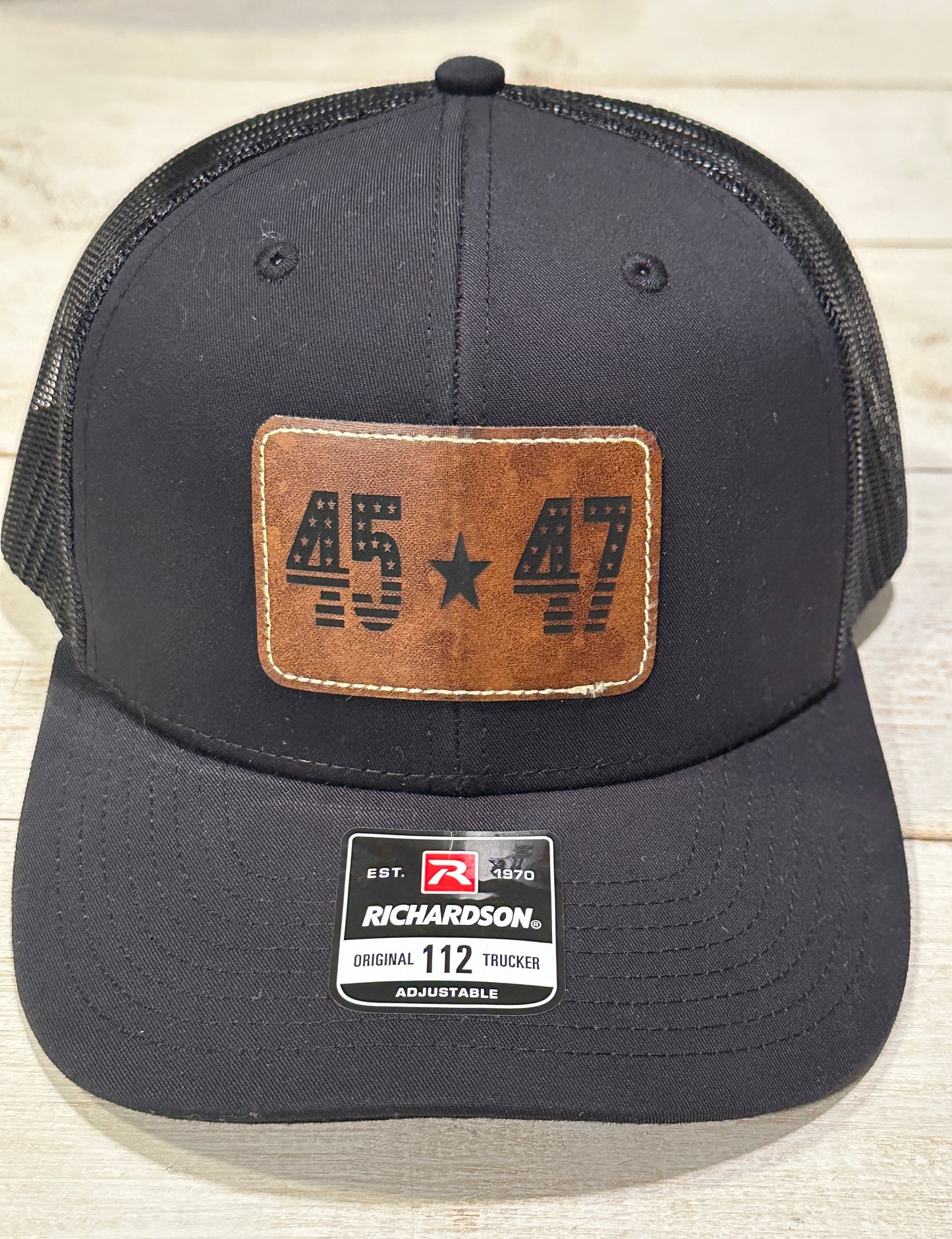 45 ๐บ๐ธ 47 Patch Trucker Cap